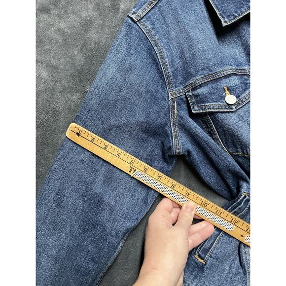GAP Denim Jacket Woman’s XL Blue Med Wash Stretch Button Front Trucker Cowgirl - Picture 8 of 11